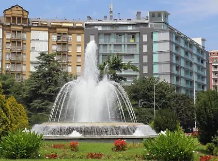 Amara Astoria-luxury Apartment